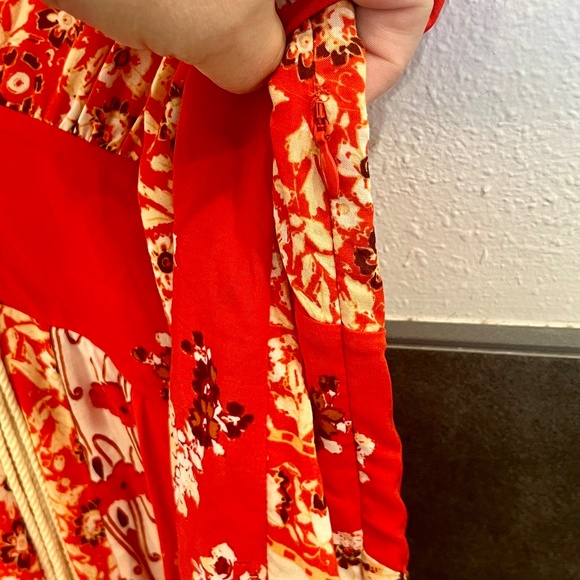 Free People Red and Cream Mixin It Up Floral Mini Dress Size Small - Picture 6 of 9